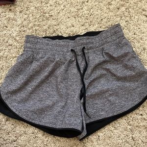 Lululemon reversible Shorts